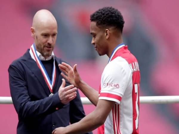 Bóng đá QT chiều 25/5: Van der Vaart cho Timber lời khuyên