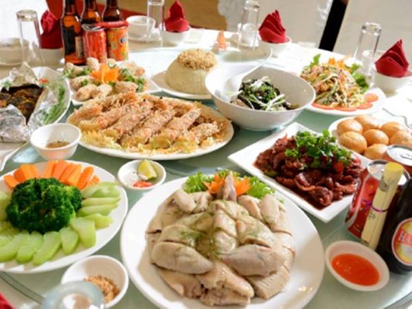 Mơ thấy đi ăn cỗ đánh con gì? Đánh số mấy trúng độc đắc 2