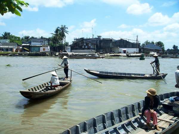 Gặp người lái đò có ý nghĩa gì